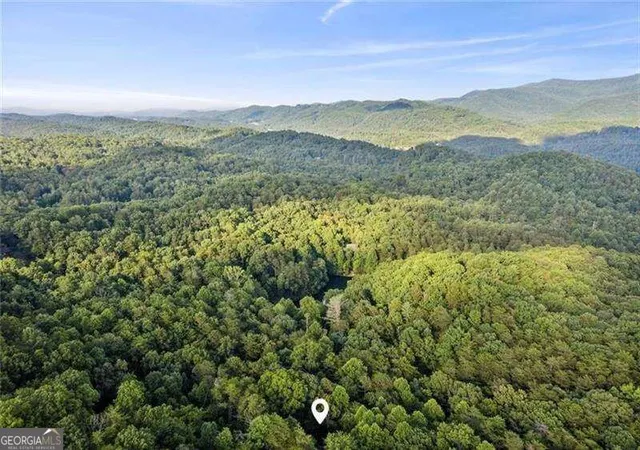 Photo 3 of Single family home for sale at 889 Granny Branch Dr, Blue Ridge, GA 30513 | MLS# 10838316 | Listing updated on 2026-09-16
