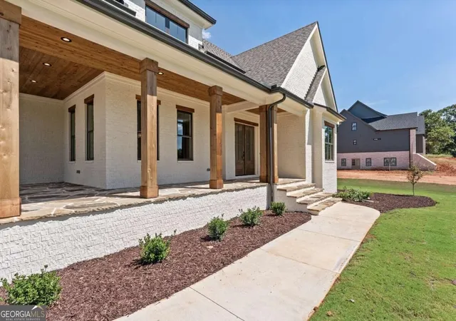 Photo 2 of Single family home for sale at 1776 Parthenon Dr, Athens, GA 30606 | MLS# 10844257 | Listing updated on 2026-09-15