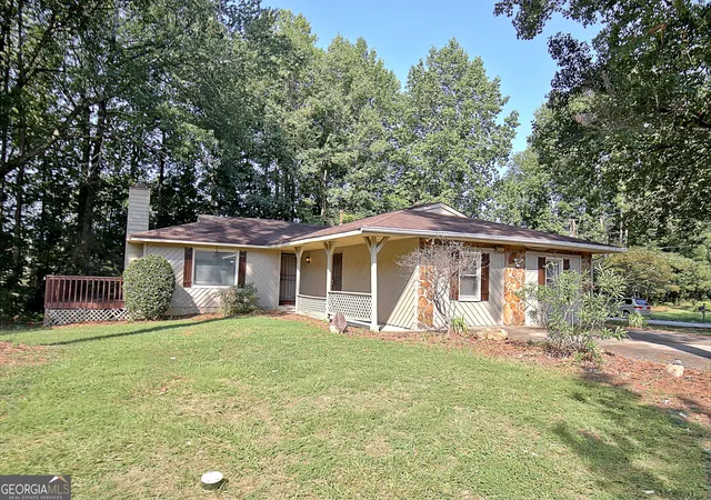 Single family home for sale at 6430 Beethoven Cir, Riverdale, GA 30296 | MLS# 10850670