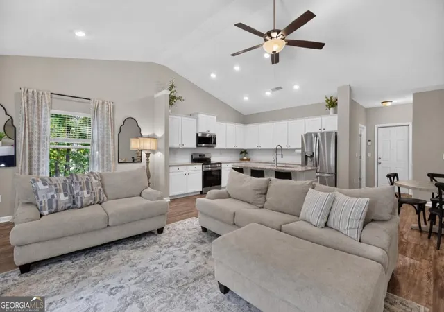 Photo 2 of Single family home for sale at 432 Clematis Ct, Temple, GA 30179 | MLS# 10850588 | Listing updated on 2026-10-06