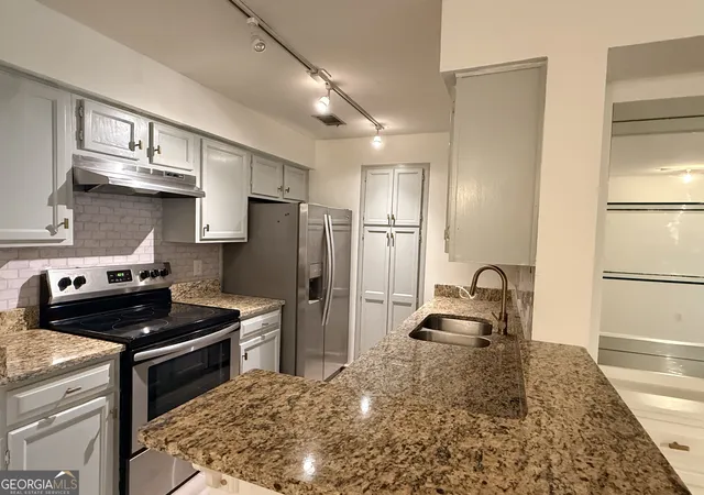 Photo 2 of Condo for sale at 24216 Plantation Dr Ne # 216, Atlanta, GA 30324 | MLS# 10837409 | Listing updated on 2026-09-12