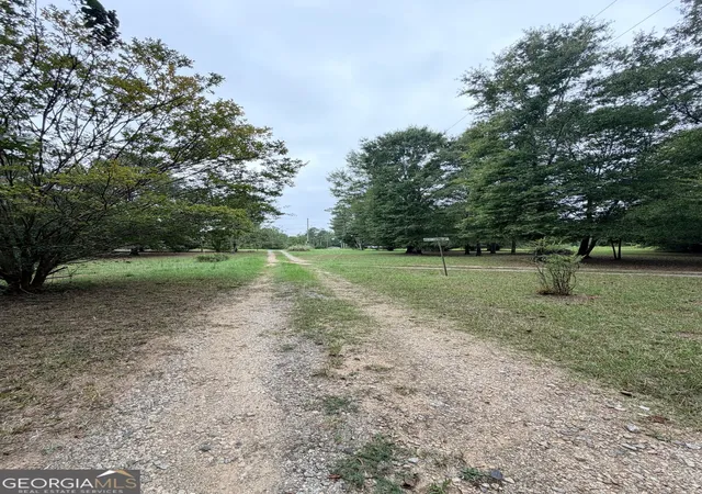 Photo 1 of Land for sale at 664 Unionville Rd, Barnesville, GA 30204 | MLS# 10853016 | Listing updated on 2026-10-09