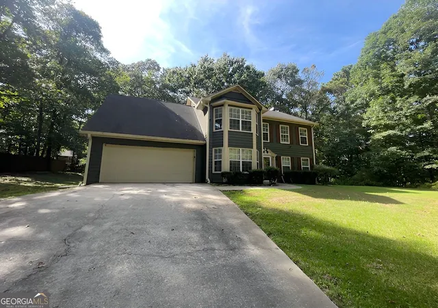 Photo 1 of Single family home for sale at 135 Woodson Ct, Stockbridge, GA 30281 | MLS# 10845372 | Listing updated on 2026-09-28