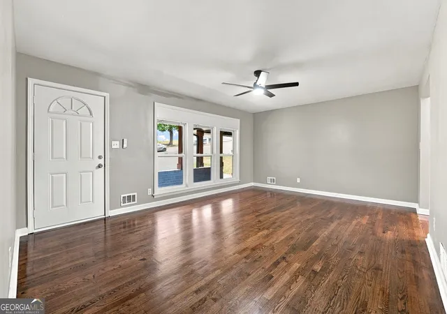 Photo 4 of Single family home for sale at 2988 Valley Ridge Dr, Decatur, GA 30032 | MLS# 10852704 | Listing updated on 2026-09-24