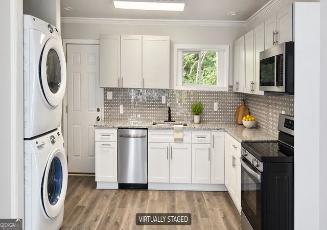 Photo 3 of Single family home for sale at 2911 Macon Dr Sw, Atlanta, GA 30354 | MLS# 10823116 | Listing updated on 2026-09-25