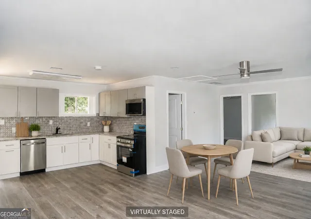 Photo 2 of Single family home for sale at 2911 Macon Dr Sw, Atlanta, GA 30354 | MLS# 10823116 | Listing updated on 2026-09-07