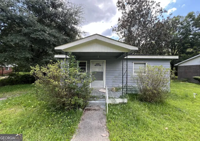 Photo 1 of Single family home for sale at 612 Zackery Ave, Albany, GA 31701 | MLS# 10839463 | Listing updated on 2026-09-03