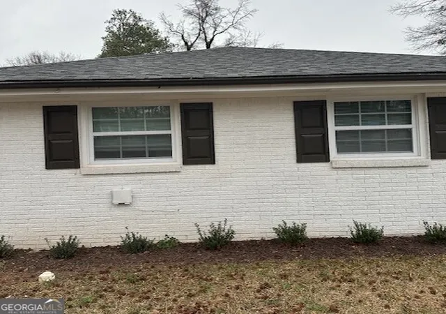 Photo 4 of Sale Pending at 118 N Woodland Dr #1 AND 2, Atlanta, GA 30340 | MLS# 10842442 | Listing updated on 2026-09-22