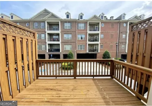 Photo 3 of Townhouse for sale at 7210 Glisten Ave #102, Sandy Springs, GA 30328 | MLS# 10880726 | Listing updated on 2026-10-28
