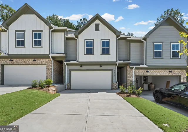 Photo 2 of Townhouse for sale at 3310 Promise Ml Ln, Cumming, GA 30040 | MLS# 10839137 | Listing updated on 2026-09-17