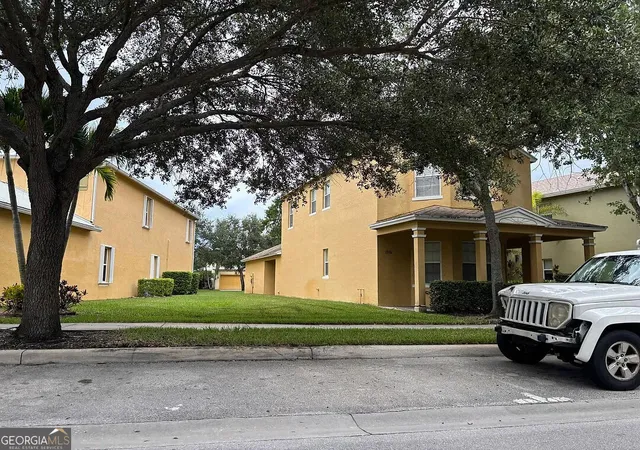 Photo 2 of Single family home for sale at 1916 SE Grand Dr, Port Saint Lucie, FL 34952 | MLS# 10880193 | Listing updated on 2026-10-28