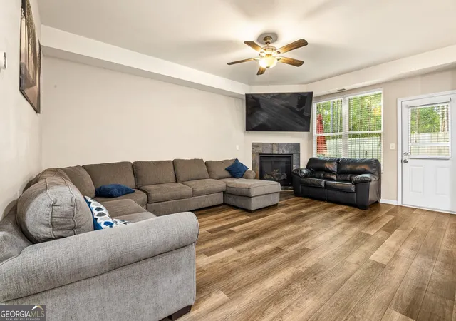 Photo 2 of Townhouse for sale at 1062 Valley Rock Dr, Lithonia, GA 30058 | MLS# 10842684 | Listing updated on 2026-09-24