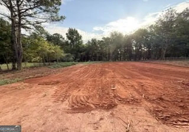 Photo 3 of Single family home for sale at 117 Lingold Rd, Milledgeville, GA 31061 | MLS# 10847485 | Listing updated on 2026-09-30