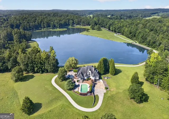 Photo 4 of Single family home for sale at 431 Abrams Rd SE, Silver Creek, GA 30173 | MLS# 10843659 | Listing updated on 2026-09-24