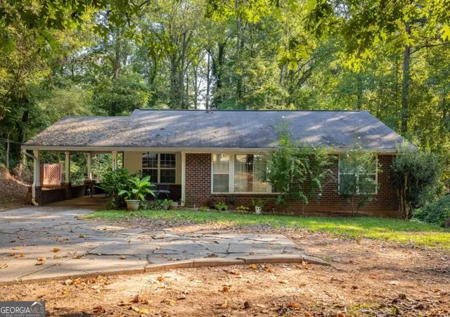 Photo 2 of Sale Pending at 4117 Ashford Dunwoody Rd Ne, Atlanta, GA 30319 | MLS# 10849179 | Listing updated on 2026-09-29