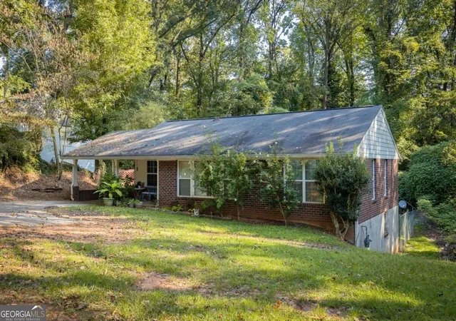 Photo 3 of Sale Pending at 4117 Ashford Dunwoody Rd Ne, Atlanta, GA 30319 | MLS# 10849179 | Listing updated on 2026-09-29