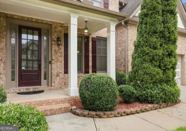 Photo 4 of Single family home for sale at 3413 Willow Glen Trl, Suwanee, GA 30024 | MLS# 10853297 | Listing updated on 2026-10-09