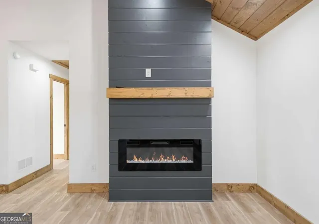 Photo 3 of Single family home for sale at 1883 Newport Dr #1868, Ellijay, GA 30540 | MLS# 10838118 | Listing updated on 2026-10-05