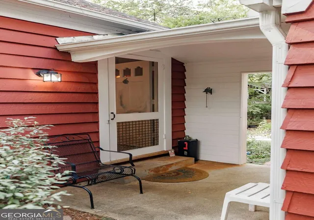 Photo 4 of Single family home for sale at 285 Gran Ellen Dr, Athens, GA 30606 | MLS# 10839072 | Listing updated on 2026-09-10