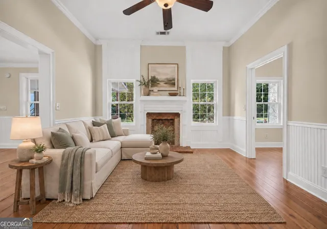 Photo 4 of Single family home for sale at 406 Vineyard Rd, Griffin, GA 30223 | MLS# 10851876 | Listing updated on 2026-10-08