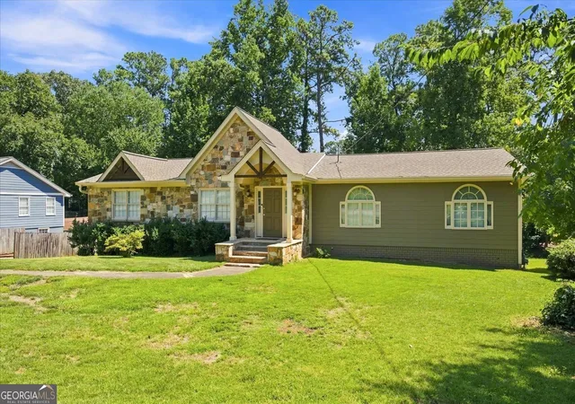 Single family home for sale at 2946 Missy Dr, Marietta, GA 30062 | MLS# 10834462