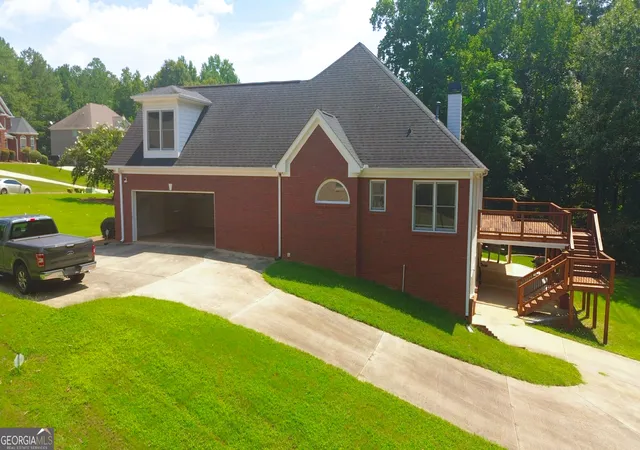 Photo 4 of Single family home for sale at 2436 SE Staffordshire Way, Conyers, GA 30013 | MLS# 10840186 | Listing updated on 2026-09-18