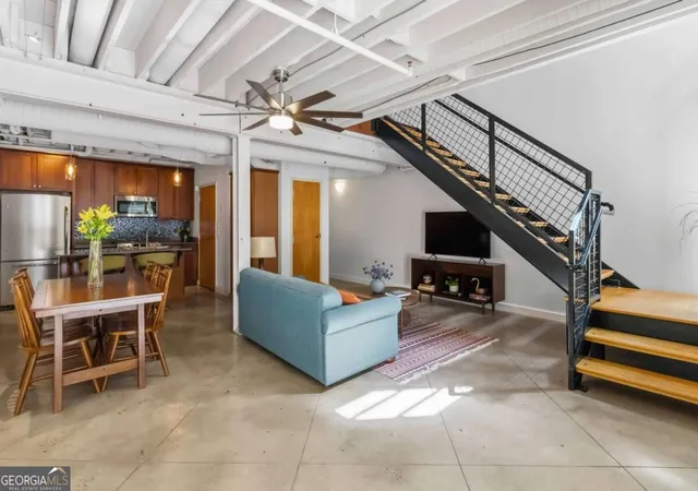 Listing Photo 4 - Condo for sale in building located at 1791 Harper St Nw, Atlanta, GA 30318 - Unit #F