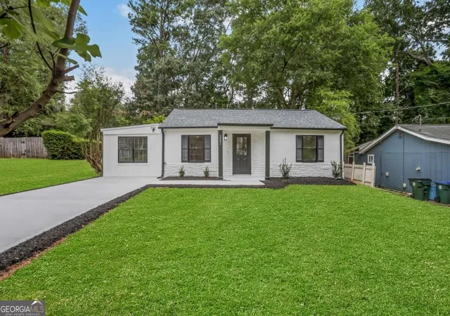 Photo 2 of Single family home for sale at 3981 Forrest Ct, Atlanta, GA 30341 | MLS# 10853349 | Listing updated on 2026-10-05