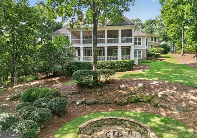 Photo 2 of Mansion for sale at 1050 Dejarnet Pl, Greensboro, GA 30642 | MLS# 10839032 | Listing updated on 2026-09-17