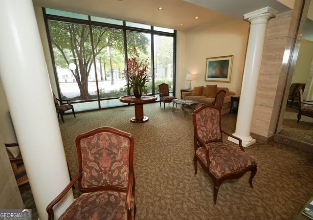 Photo 3 of Condo for sale at 300 Peachtree St Ne #9D, Atlanta, GA 30308 | MLS# 10848826 | Listing updated on 2026-10-02