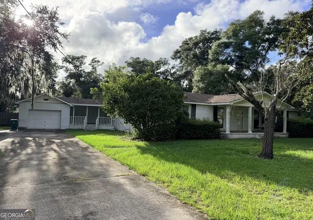 Photo 2 of Sale Pending at 451 Charles St, St. Marys, GA 31558 | MLS# 10840303 | Listing updated on 2026-09-30