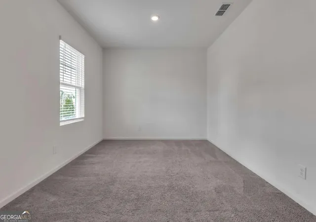 Photo 4 of Single family home for sale at 110 Bantry Way, Locust Grove, GA 30248 | MLS# 10840952 | Listing updated on 2026-09-19