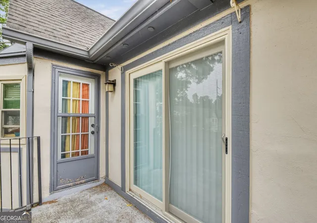 Photo 2 of Condo for sale at 6851 Roswell Rd #Q 8, Sandy Springs, GA 30328 | MLS# 10853626 | Listing updated on 2026-09-25