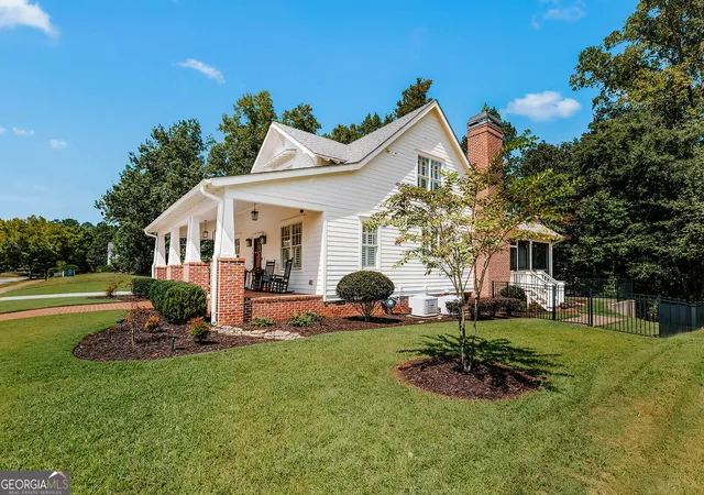 Photo 2 of Single family home for sale at 1377 Veranda Park Dr, Madison, GA 30650 | MLS# 10846301 | Listing updated on 2026-09-30