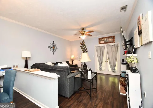 Listing Photo 5 - Condo for sale in building located at 250 Cleveland Rd, Bogart, GA 30622 - Unit #245