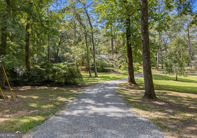 Photo 2 of Single family home for sale at 1068 Lamar Rd, Macon, GA 31210 | MLS# 10843846 | Listing updated on 2026-09-11