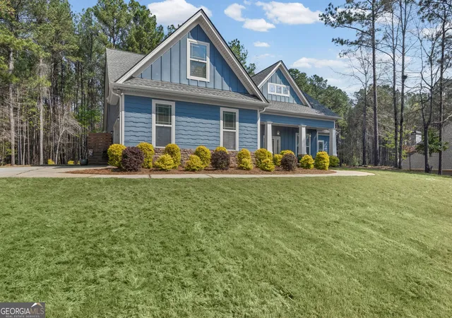 Photo 3 of Single family home for sale at 179 Cainbridge Park Dr, Newnan, GA 30263 | MLS# 10847194 | Listing updated on 2026-10-07