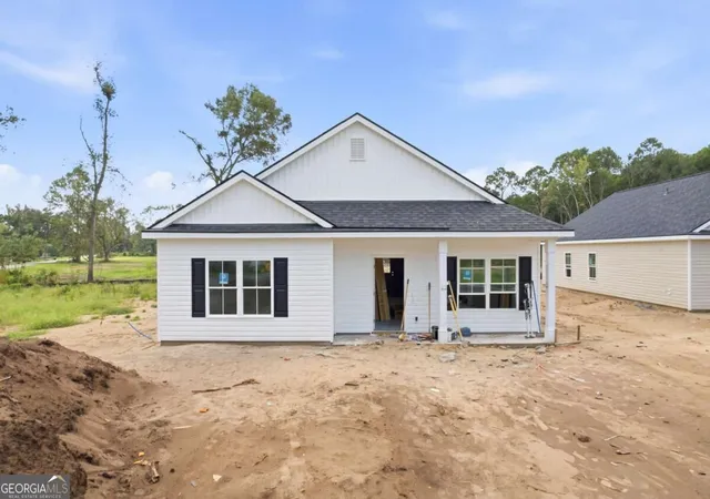 Photo 1 of Single family home for sale at 15 Ransom Dr, Darien, GA 31305 | MLS# 10838866 | Listing updated on 2026-10-07