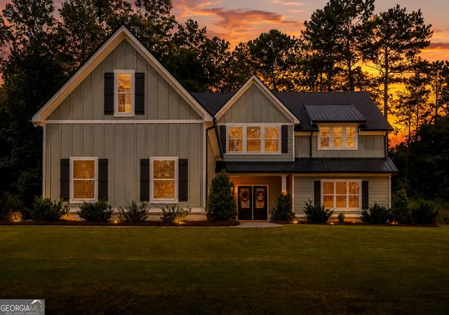 Photo 2 of Single family home for sale at 125 Windchime Dr, Tyrone, GA 30290 | MLS# 10841072 | Listing updated on 2026-09-12