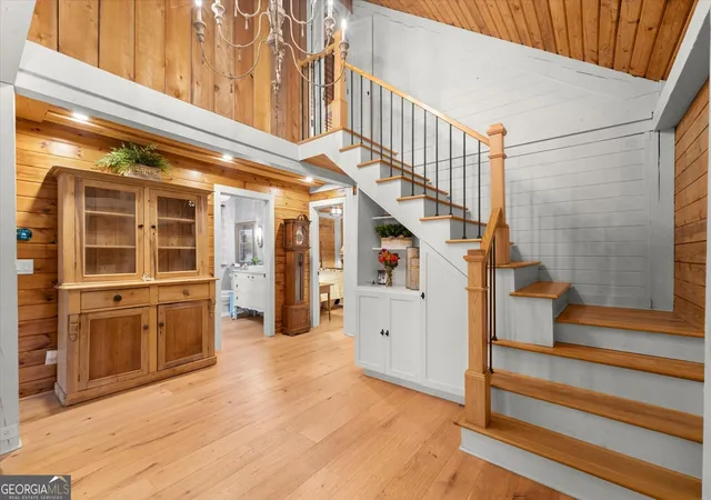 Photo 4 of Single family home for sale at 11 Blue Bell Cir N, Big Canoe, GA 30143 | MLS# 10834390 | Listing updated on 2026-09-09