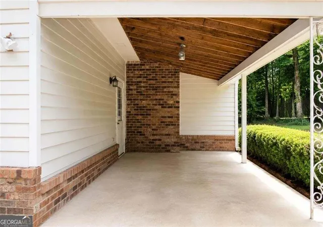 Photo 3 of Single family home for sale at 5057 Kurt Ln Sw, Conyers, GA 30094 | MLS# 10846283 | Listing updated on 2026-09-30