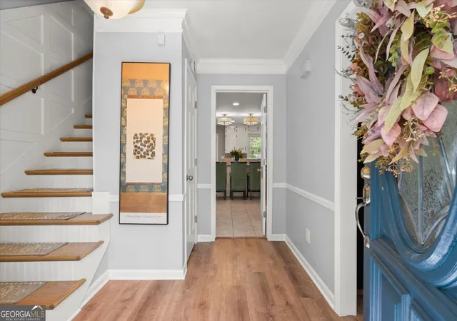 Photo 2 of Single family home for sale at 4977 Kings Wood Dr Ne, Roswell, GA 30075 | MLS# 10842850 | Listing updated on 2026-09-14