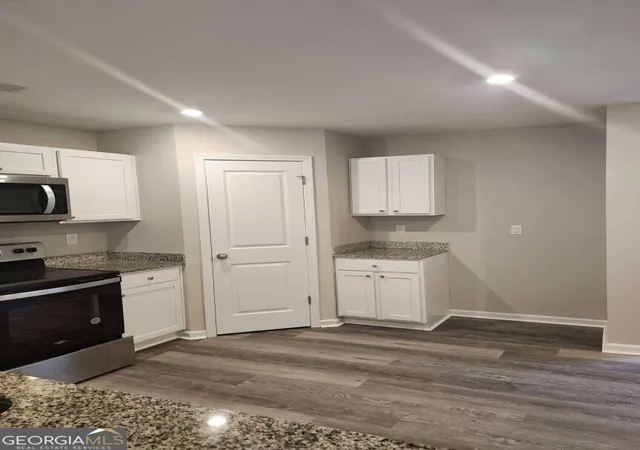 Photo 3 of Single family home for sale at 523 Amelia Ct, Villa Rica, GA 30180 | MLS# 10880420 | Listing updated on 2026-10-28