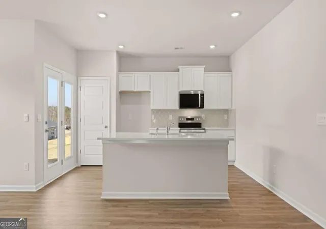 Photo 4 of Single family home for sale at 315 Bristol Blvd, Winder, GA 30680 | MLS# 10852602 | Listing updated on 2026-10-08