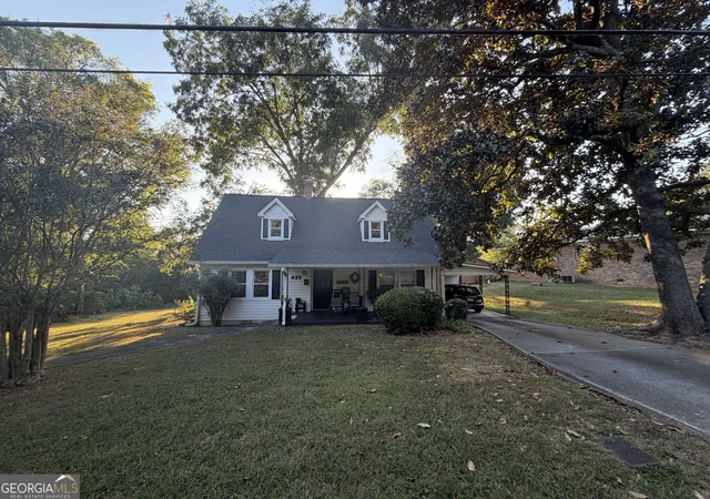 Photo 2 of Single family home for sale at 439 Sciple St, Rockmart, GA 30153 | MLS# 10842785 | Listing updated on 2026-09-23