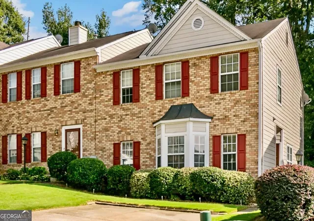 Photo 1 of Townhouse for sale at 2505 Thorngate Dr, Acworth, GA 30101 | MLS# 10852117 | Listing updated on 2026-09-24