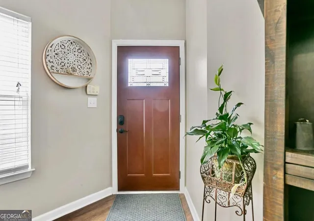 Photo 4 of Townhouse for sale at 2505 Thorngate Dr, Acworth, GA 30101 | MLS# 10852117 | Listing updated on 2026-09-24