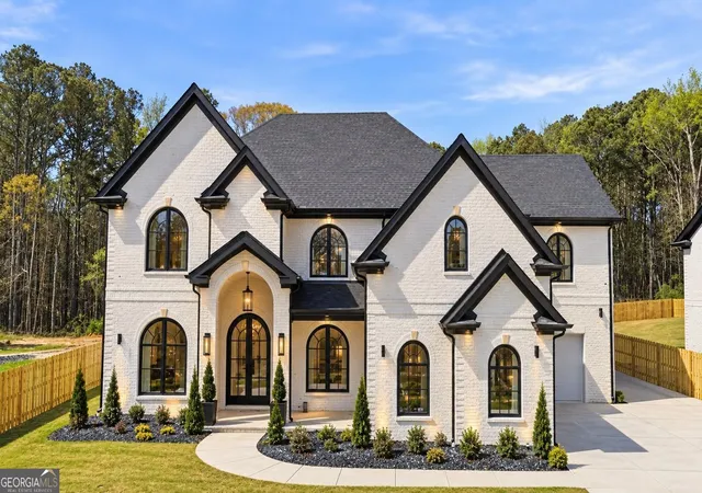Photo 1 of Single family home for sale at 1650 Braselton Hwy, Lawrenceville, GA 30043 | MLS# 10841402 | Listing updated on 2026-09-07