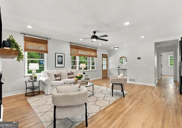 Photo 4 of Single family home for sale at 1172 Blueberry Trl, Decatur, GA 30033 | MLS# 10853425 | Listing updated on 2026-09-25