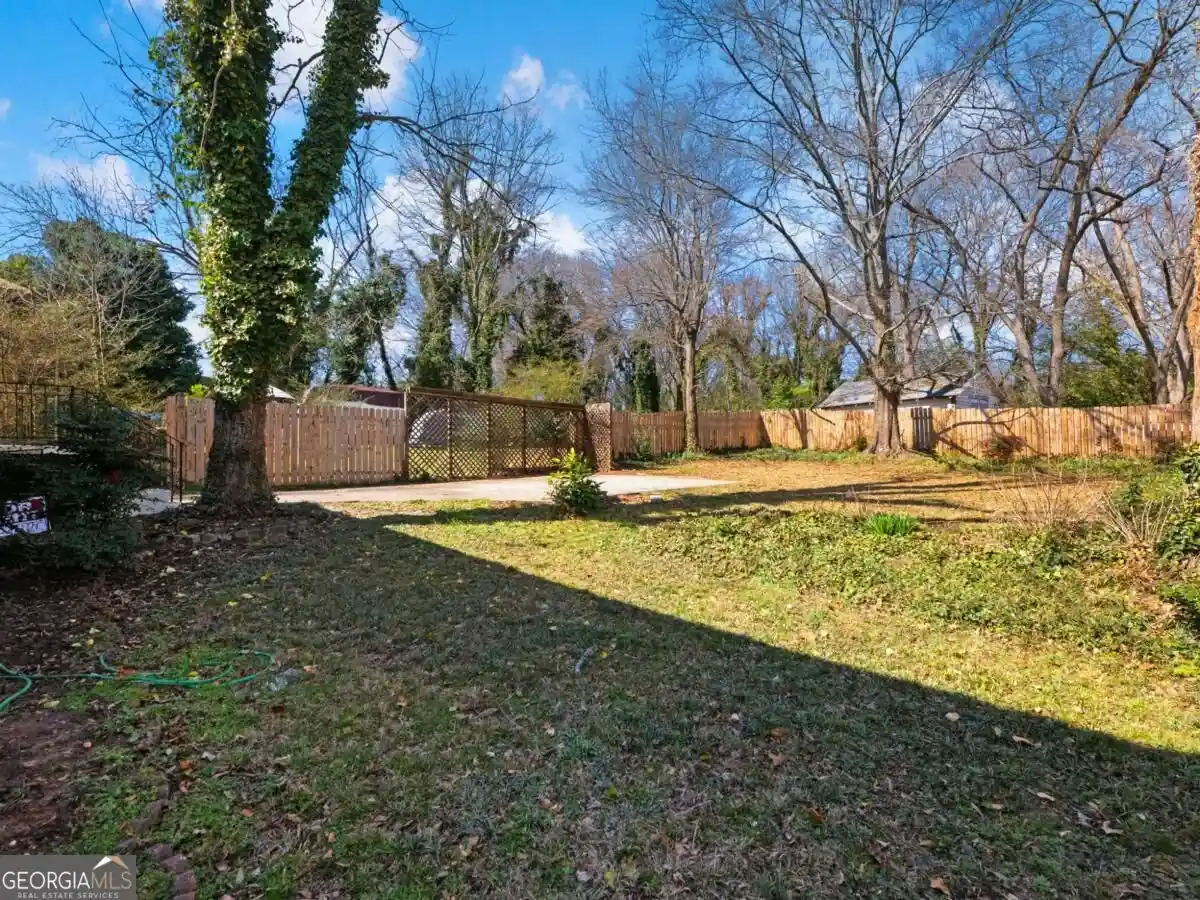Listing Photo 52 - Condo for sale in 1391 Jefferson Ave located at 1391 Jefferson Ave, Atlanta, GA 30344 - Unit 1391 Jefferson Ave